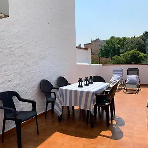 Apartamento Preciosa Vivienda Enorme Y Totalmente Equipada En El Centro De Figueres, Figueras
