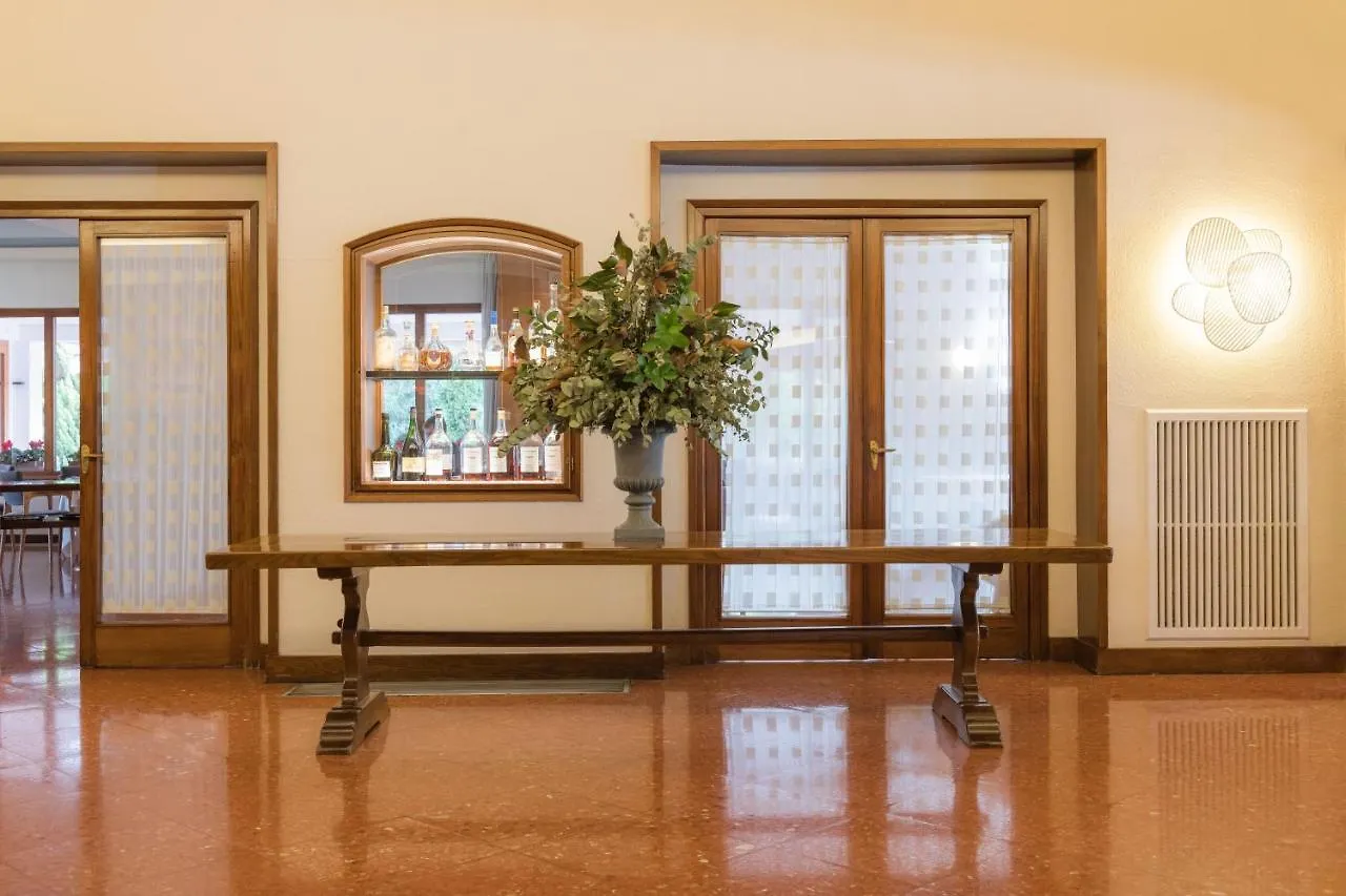 Hotel Emporda Figueres  Spanien
