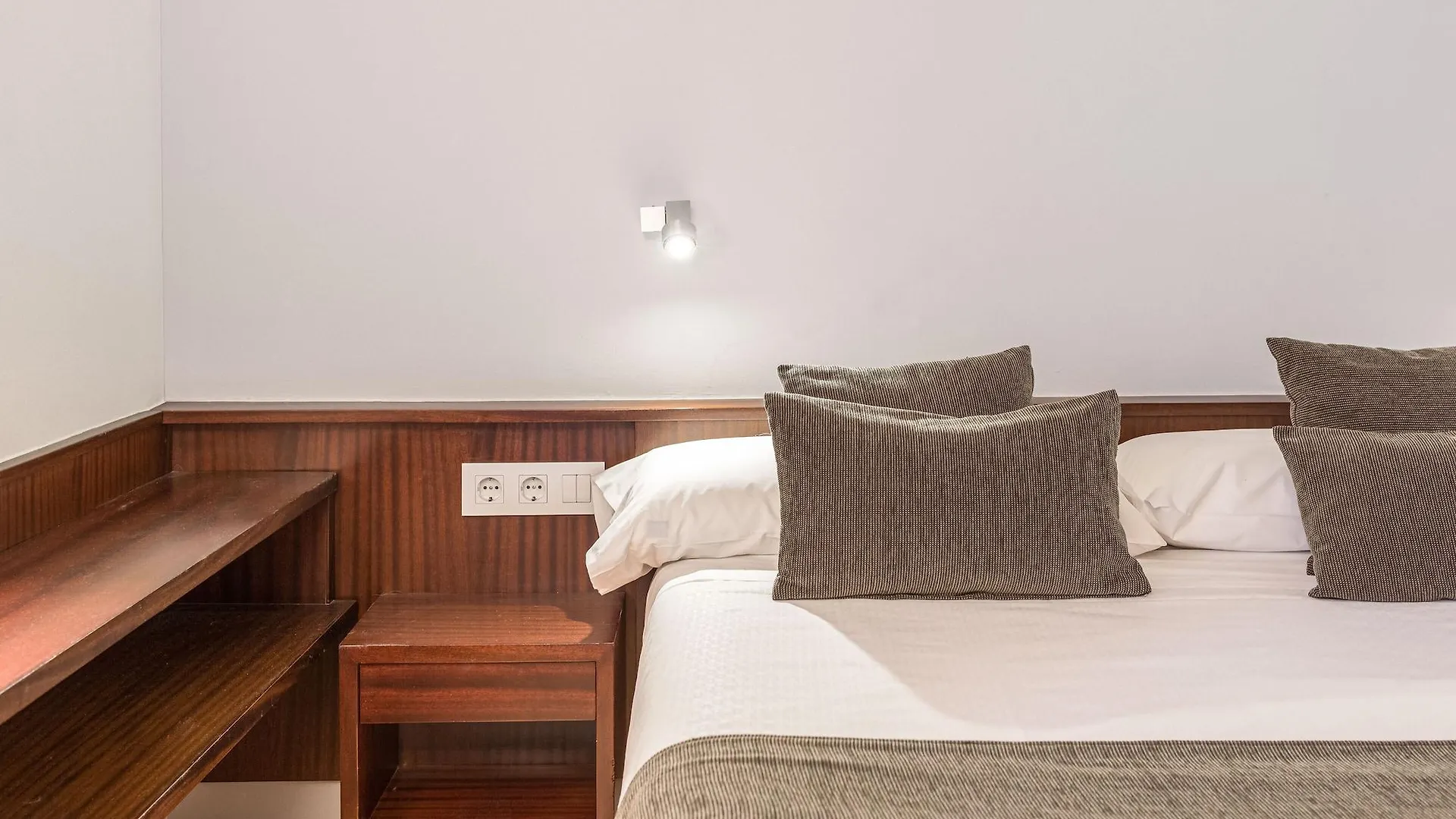 Hotel Emporda Figueres